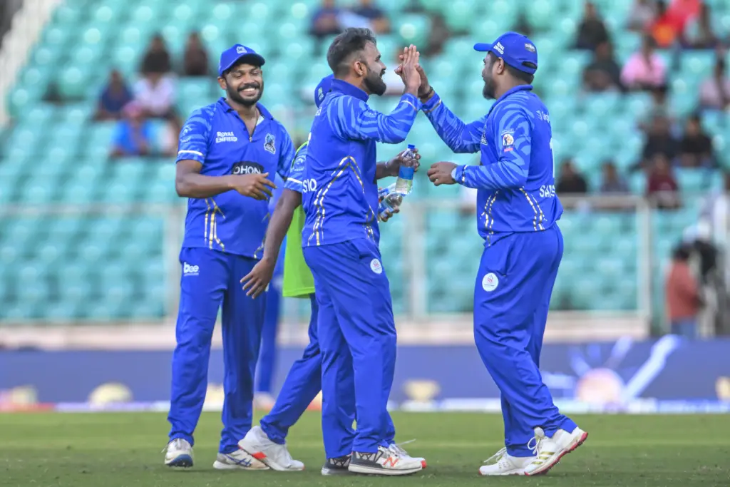 Match 15 Kochi Blue Tigers VS Adani Trivandrum Royals