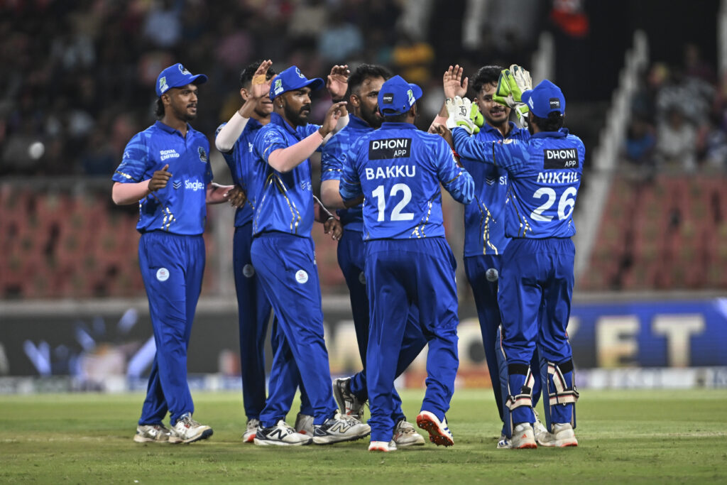 Match 2 Adani Trivandrum Royals VS Kochi Blue Tigers