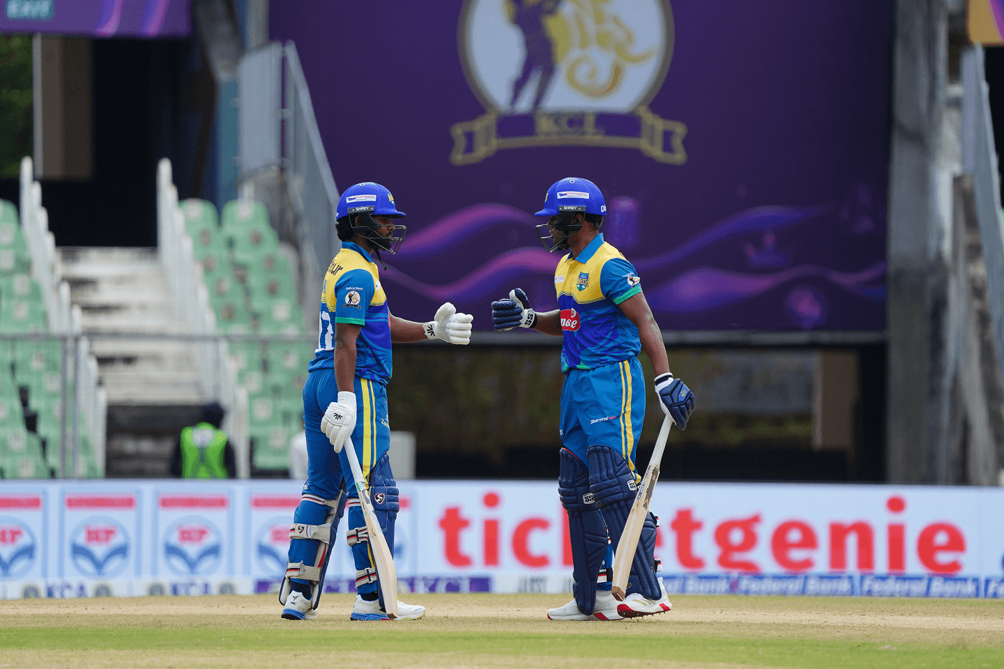 Match 7: Kochi Blue Tigers vs Thrissur Titans